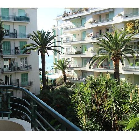 Nice Beach - Promenade Des Anglais Εξωτερικό φωτογραφία